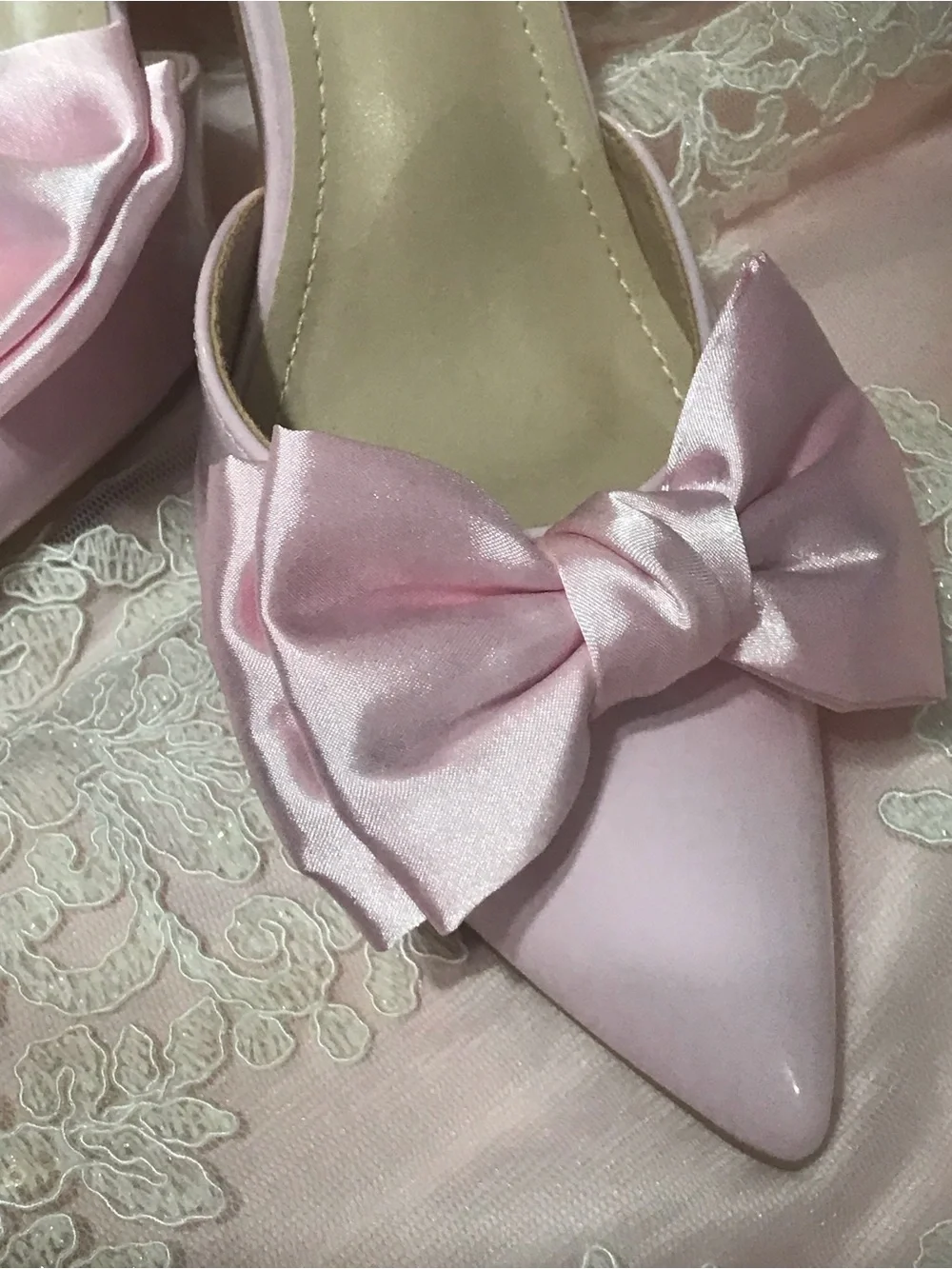 Women's Pink Bow Pointed Toe Block Heel Pumps